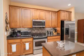602 Taberna Circle, New Bern, NC 28562 – photo 4: 602 Taberna Circle-12