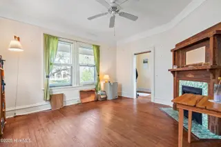 1908 Princess Street, Wilmington, NC 28405 – photo 12: 03living2