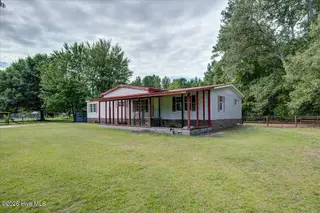 102 Gloria Court, Vanceboro, NC 28586 – photo 5: 01-1002_Gloria_Ct-27