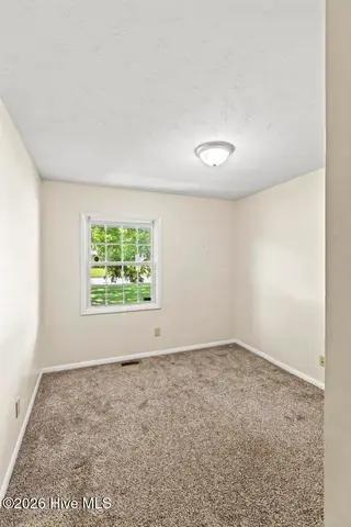 604 Oakwood Avenue, Jacksonville, NC 28546 – photo 15