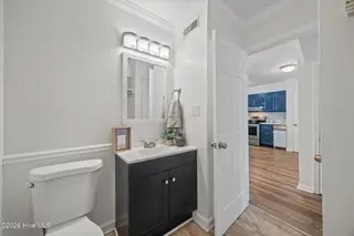 37 Barnes Street, Greenville, NC 27858 – photo 15: 28-web-or-mls-IMG_4451