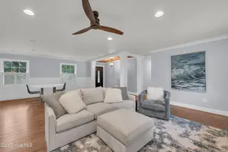 113 Yorkshire Lane, Wilmington, NC 28409 — 3-bedroom home in Lansdowne Estates, Wilmington, NC, photo 8 of 48: Living and Dining