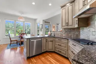 2966 Irwin Drive SE, Southport, NC 28461 – photo 13: 16_kitchen