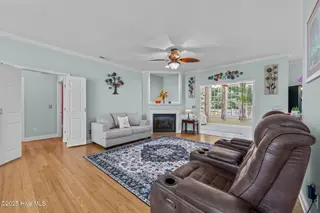 164 Laura Drive, New Bern, NC 28562 – photo 12: 23-web-or-mls-DSC_4341