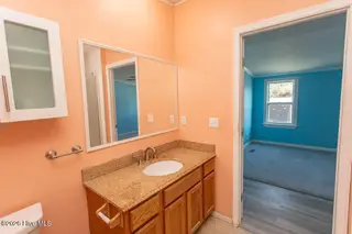 423 Gray Drive SW, Shallotte, NC 28470 — 3-bedroom manufactured home in Sherrow Estates, Shallotte, NC, photo 23 of 38