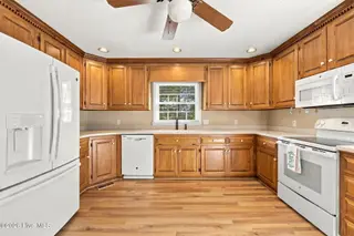 309 Forest Drive, La Grange, NC 28551 – photo 19: 25-web-or-mls-IMG_4656