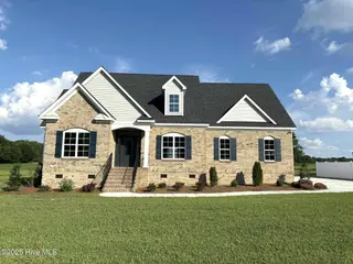 1665 S Old Carriage Road, Rocky Mount, NC 27804 – photo 2: b4c19f3b-2eb1-4d84-abc7-a22dec43db14