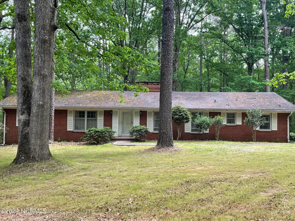 2592 Old Glendon Road, Carthage, NC 28327 – photo 1 of 23: 2592 Old Glendon Rd