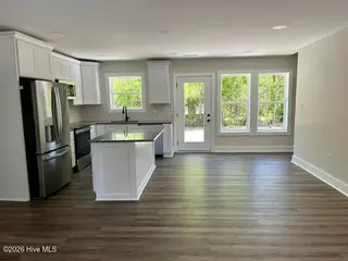 1610 Camellia Drive, Elizabeth City, NC 27909 – photo 12: 45a11ee9-6723-4cdf-b8ab-a30353ae2304