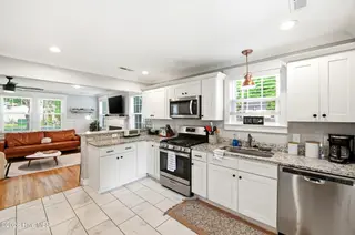 4201 Peachtree Avenue, Wilmington, NC 28403 – photo 10: 10_4201_peachtree_ave_010