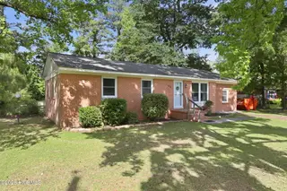 612 Lee Drive, Havelock, NC 28532 – photo 4: 6-web-or-mls-0C0A6171