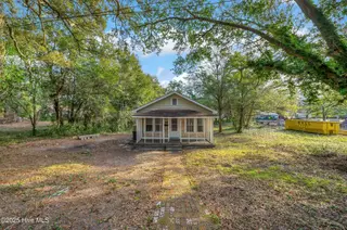 610 N Caswell Avenue, Southport, NC 28461 – photo 3: 610 n caswell ave 00017