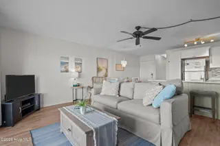1225 Lake Park Boulevard S 1a, Carolina Beach, NC 28428 – photo 16: 52-web-or-mls-DSC04903