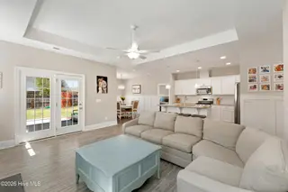 128 Hanover Lakes Drive, Wilmington, NC 28401 — 3-bedroom home in Hanover Lakes, Wilmington, NC, photo 8 of 41: 8_img_9115