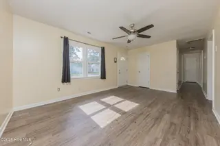 512 Walnut Drive, Jacksonville, NC 28540 – photo 8: 7LIVING