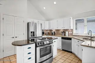 1957 Prestwick Lane, Wilmington, NC 28405 – photo 3: 1957-Prestwick kitchen #1 staged