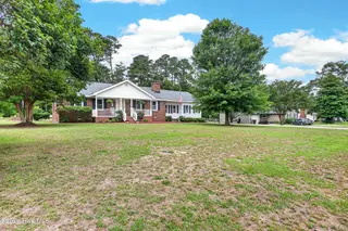 206 Crestwood Drive, Goldsboro, NC 27530 – photo 2: 01-2