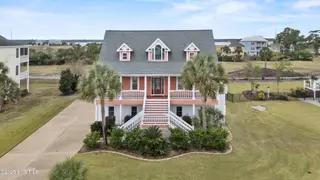 8222 Lakeview Drive, Wilmington, NC 28412 – photo 2: 8_drone