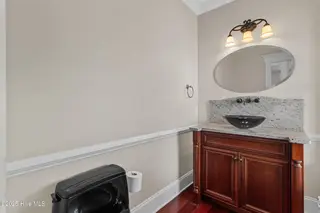 8222 Lakeview Drive, Wilmington, NC 28412 – photo 5: 15_bathroom