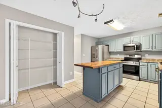 307 Old Dam Road, Jacksonville, NC 28540 — 4-bedroom home in Dawson Place, Jacksonville, NC, photo 12 of 39