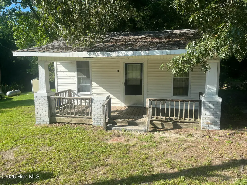 112 W Cedar Street, Nashville, NC 27856 – photo 1 of 2: IMG_3027