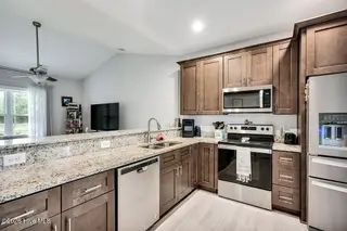 1805 Salisbury Road, Southport, NC 28461 — 3-bedroom home in Boiling Spring Lakes, Southport, NC, photo 13 of 38: 1805SalisburyRoad-12
