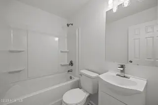 322 Lancaster Road, Wilmington, NC 28409 – photo 15: 39-web-or-mls-IMG_8992