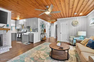 115 NE 66th Street, Oak Island, NC 28465 – photo 9: 40-Kahunaphoto