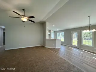 802 Hidden Bridge Drive, Jacksonville, NC 28546 – photo 8: IMG-3533-jpg