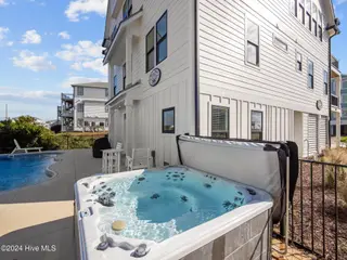 3003 Emerald Drive, Emerald Isle, NC 28594 – photo 7: 35-web-or-mls-PB139042