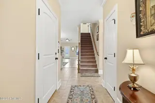 2012 Croyden Circle B, Greenville, NC 27834 – photo 15: Foyer/Stairs