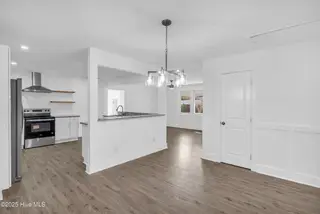704 Vernon Drive, Jacksonville, NC 28540 – photo 14: dsc06473
