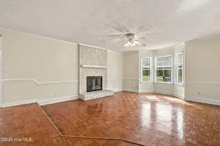 2405 Harness Court, Greenville, NC 27858 — 3-bedroom home in Tucker East, Greenville, NC, photo 17 of 44: Living Room 1