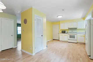 414 Thomas Drive, Jacksonville, NC 28546 – photo 7