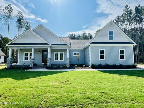 207 Hillstead Way, Smithfield