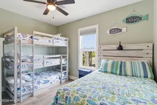 5205 E Pelican Drive, Oak Island, NC 28465 – photo 18: 20-web-or-mls-DSC06694
