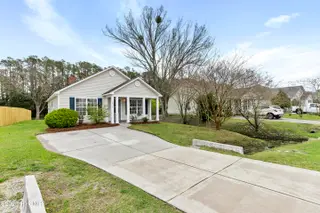 4930 N Hampton Drive SE, Southport, NC 28461 – photo 4: Driveway