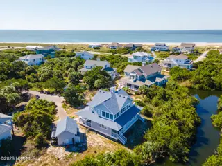 16 Waterthrush Court, Bald Head Island, NC 28461 — 3-bedroom home in BHI (Bald Head Island), Bald Head Island, NC, photo 7 of 57: web-51