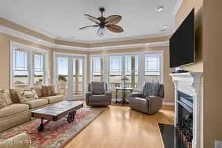 389 Live Oak Road, Newport, NC 28570 – photo 11: 9 Living room with SOUND VIEWS