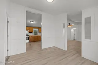 4113 N Highway 101, Newport, NC 28570 – photo 14: dining room