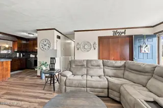 407 Driftwood Drive, Elizabeth City, NC 27909 – photo 11: 22-web-or-mls-022-7x2a4227-jpg