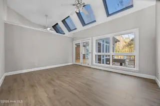 103 Francis Marion Drive, Wilmington, NC 28411 – photo 23: 27_family room