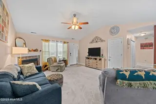5694 County Line Road, New Bern, NC 28562 – photo 9: 33-web-or-mls-DSC_6793
