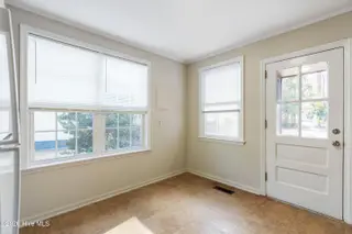 514 New River Drive, Jacksonville, NC 28540 – photo 11: mls-DSC00533