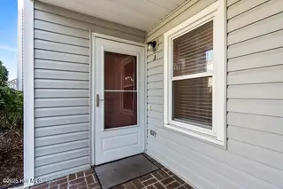 2716 S 17th Street Apt A, Wilmington, NC 28412 – photo 8: Front Entrance