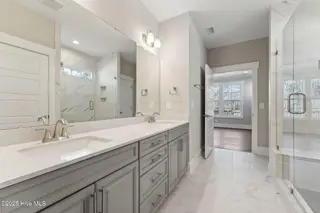1032 Fawn Valley Way, Wilmington, NC 28409 – photo 23: 19- Primary Bathroom