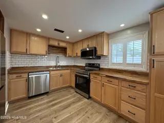113 NW 12th Street, Oak Island, NC 28465 – photo 5: Kitchen