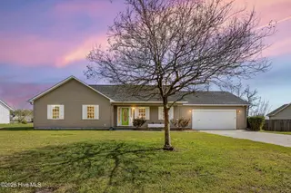 128 Airleigh Place, Richlands, NC 28574 – photo 2: 1_virtual twilight