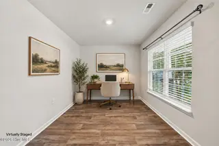 212 Gracie Farms Road, New Bern, NC 28560 — 4-bedroom home in Tyler, Home on the Lake, New Bern, NC, photo 18 of 32: Flex Space Staged Final