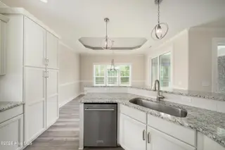 8983 Mango Bay Court NE, Leland, NC 28451 — 4-bedroom townhome in Compass Pointe, Leland, NC, photo 15 of 53: Bright & Airy